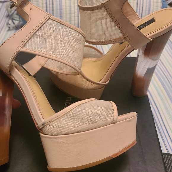 Rachel Zoe Lexi Raffia Sandal - Picture 4 of 6